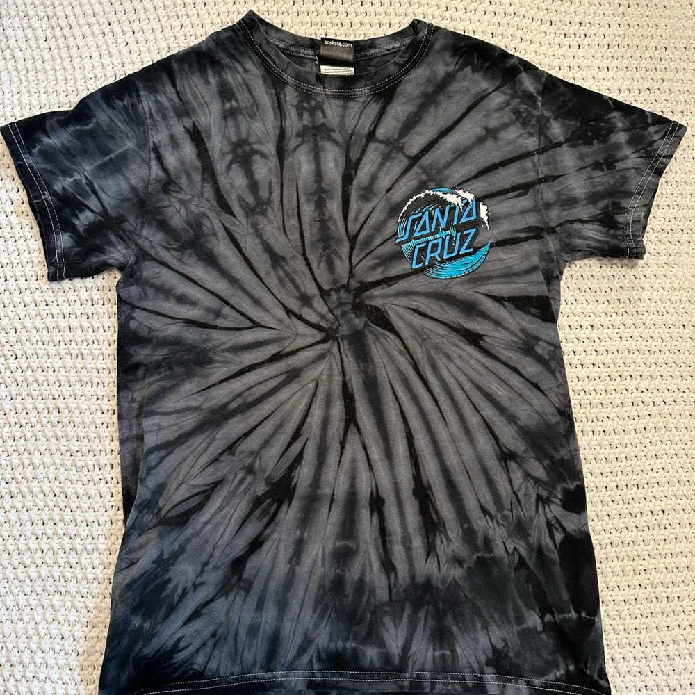 Small tie dye Santa Cruz shirt